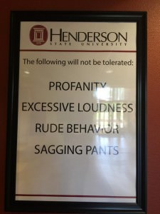 sign saggy pants