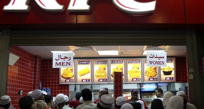 KFC Refuses To Give Out Hand Wipes As It Might Offend Muslims