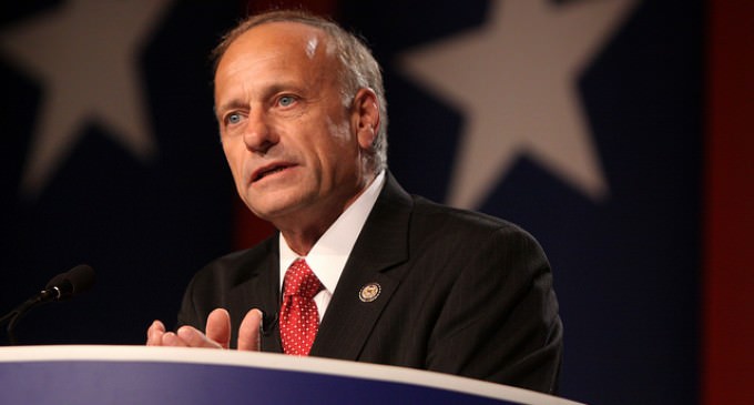 Rep. Steve King: Americans Should ‘Surround White House’ If Obama Gives Blanket Amnesty