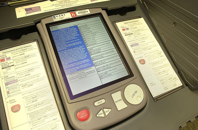 Chicagoland Voting Machine Always Votes Democratic