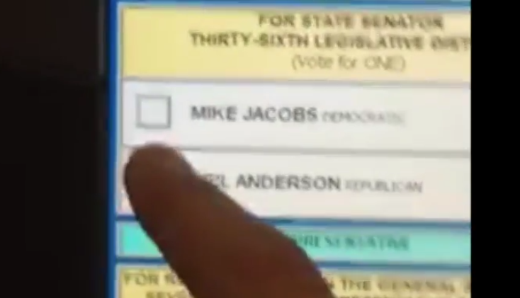 Illinois Voting Machines Always Votes Democratic