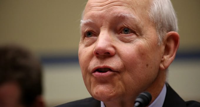 IRS To Give Refunds To Illegal Immigrants Who Never Paid Taxes