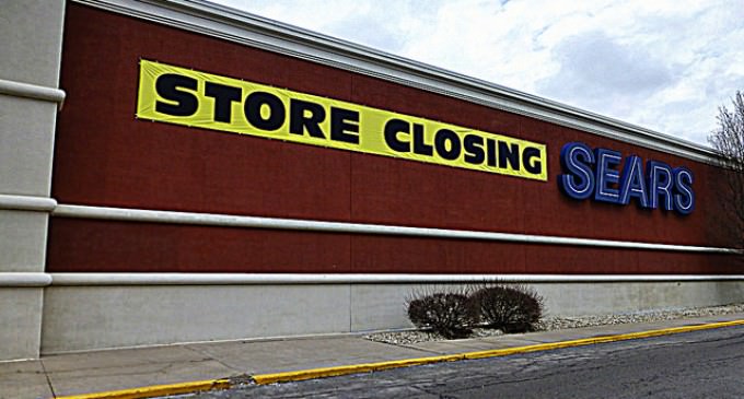 Retail Apocalypse: Major US Chains Closing 6,000 Stores Nationwide