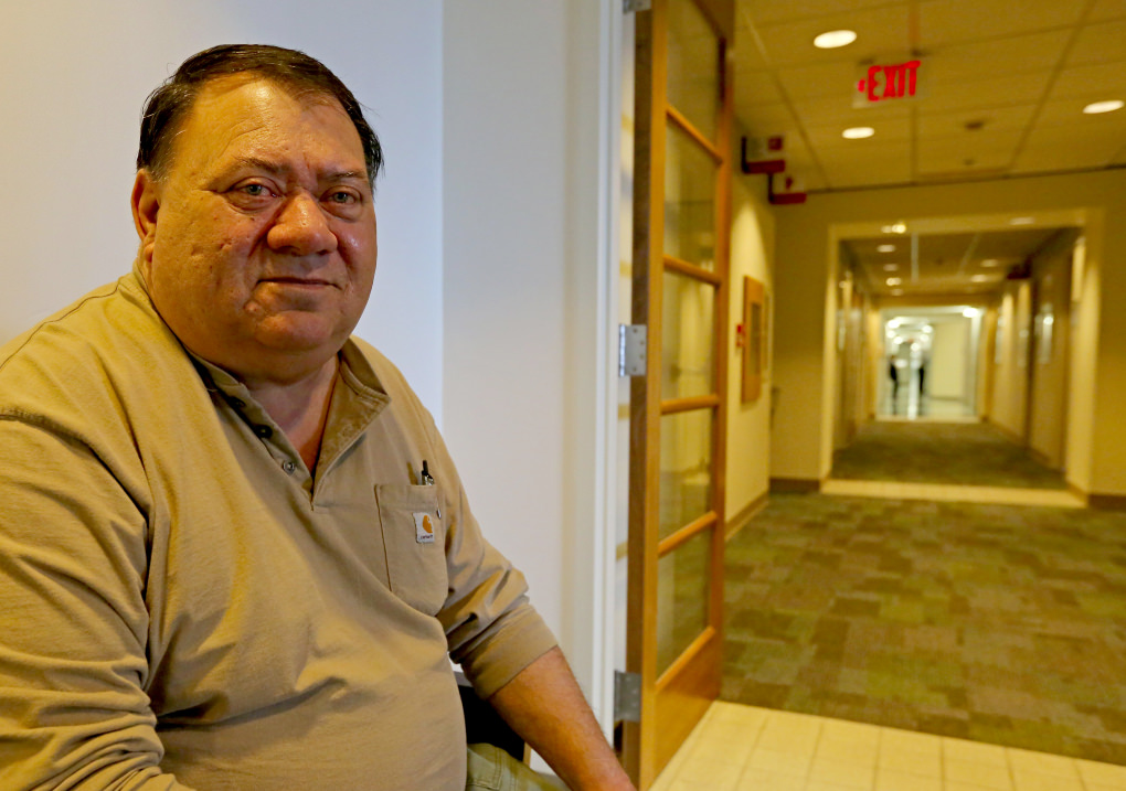 Seattle VA Hospital Wouldn’t Help Veteran Get Inside ER, Despite Being Only 10 Feet Away