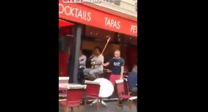 Muslim Man Loses It In French Cafe Because People Are Eating During Ramadan