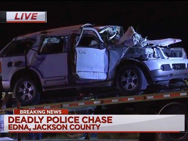 High Speed Van Crash with 15 Illegal Aliens Kills Six