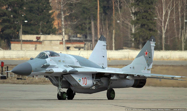 Russia Sneaks Fighter Jets into Syria