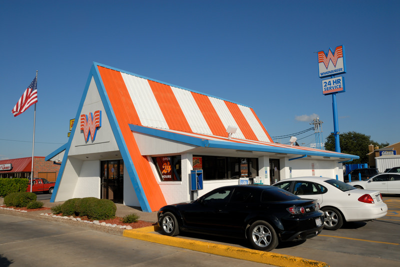 Whataburger Employee Refuses Service to Cops