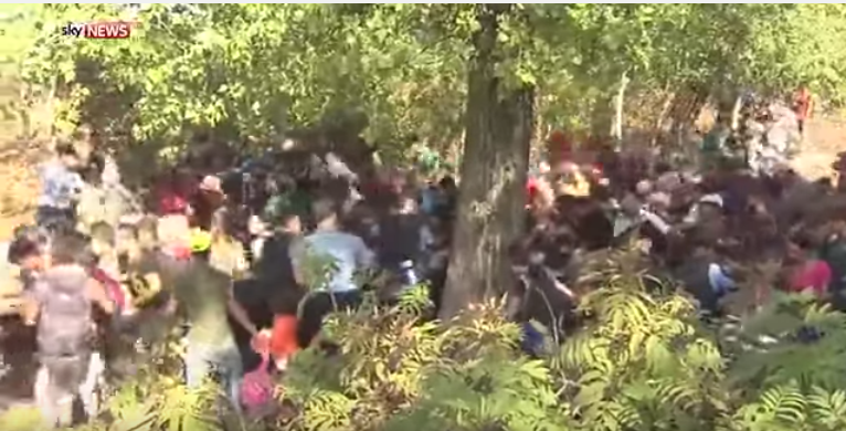 Refugee Migrants Overwhelm Croatia