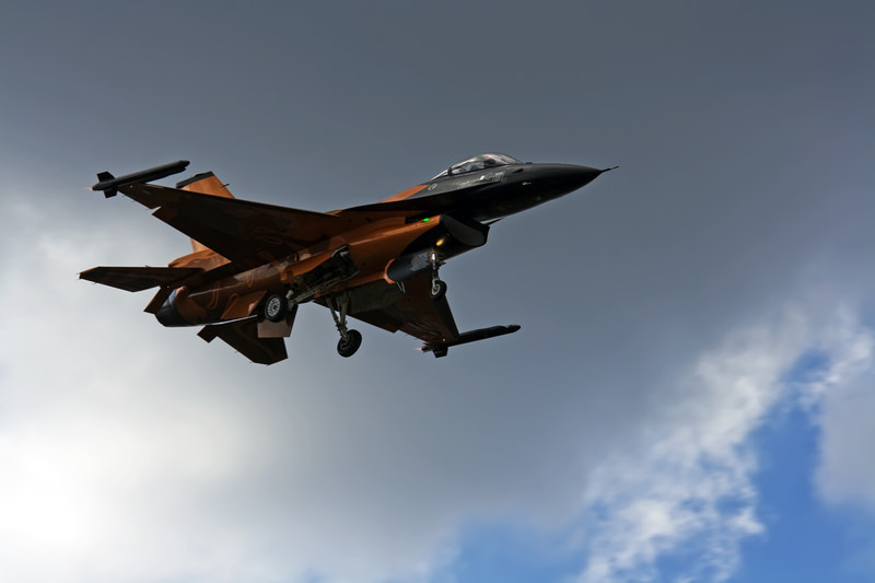 Obama To Sell Off ALL F16s