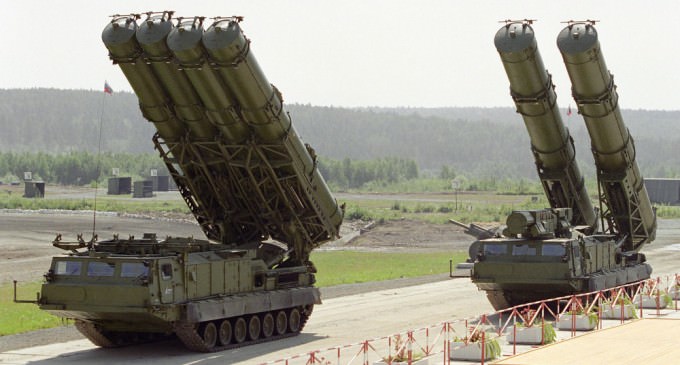 Russia Delivers Missile System to Iran