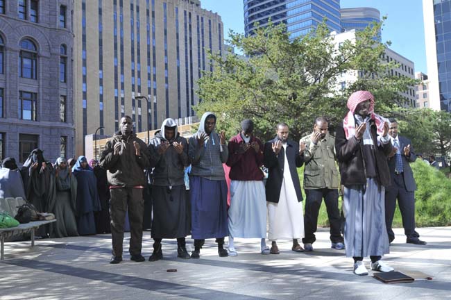 Obama Pays Somali Youth Not to Blow Themselves Up