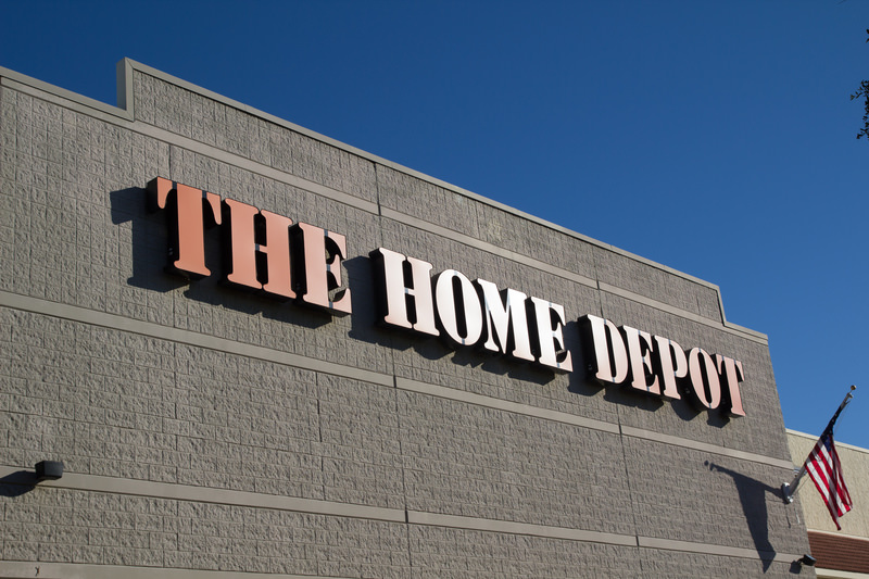 Home Depot Refuses To Give Discount To Veteran And Treats Him With Contempt