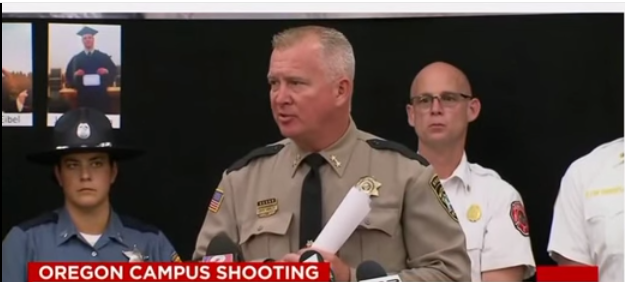 Umpqua Sheriff Shares Sandy Hook Conspiracy Theory on Facebook, Then Backpeddles