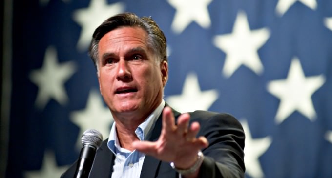 Mitt Romney Still Talking About Entering the 2016 Race