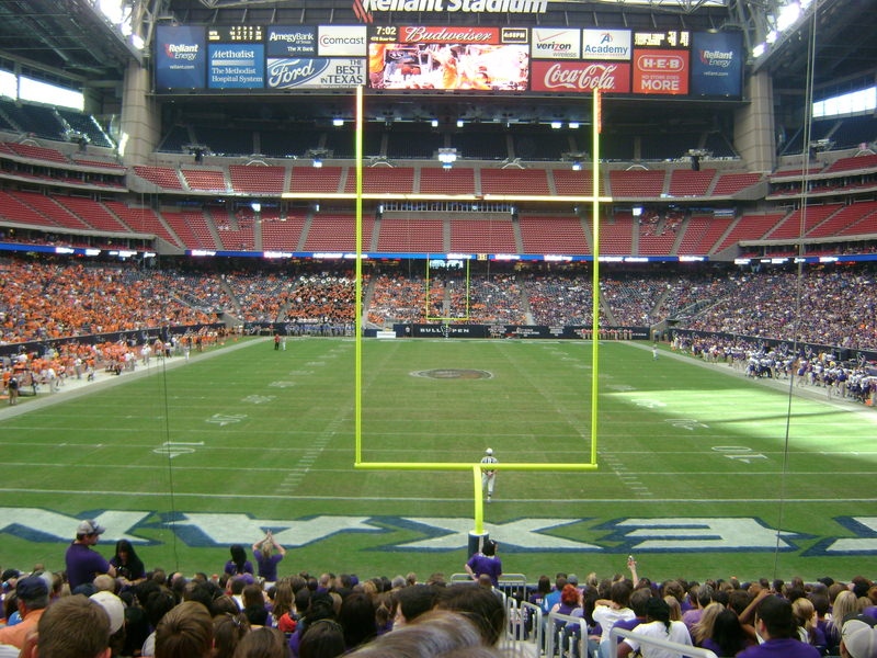 After Transgender Bathroom Ordinance Fails, Liberal Groups Call on NFL to Boycott