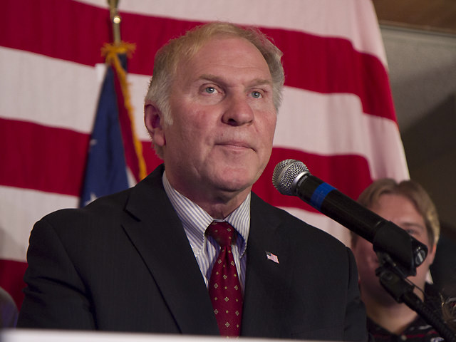 RINO Legislators Prep Bill That Could Replace Americans With 264,000 Foreign Workers