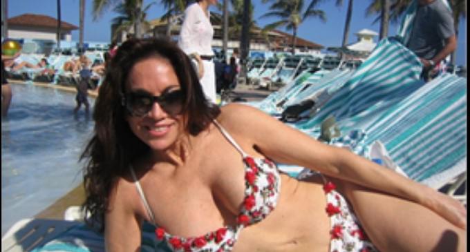 Muslim Prisoners Sue Pamela Geller For Wearing A Polka Dot Bikini