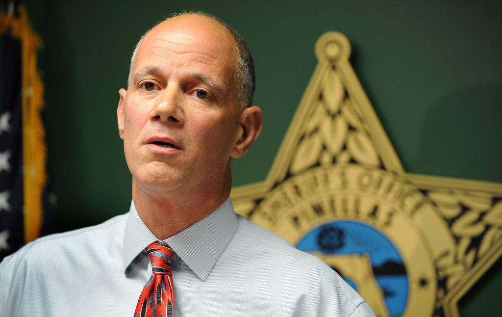 Sheriff Threatens to Shoot Legal Gun Owners Concealed Carriers