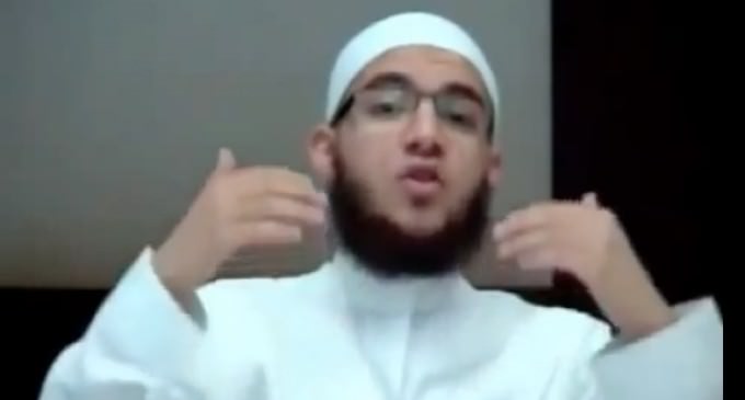 Muslim Cleric: Saying Merry Christmas Worse Than Murder