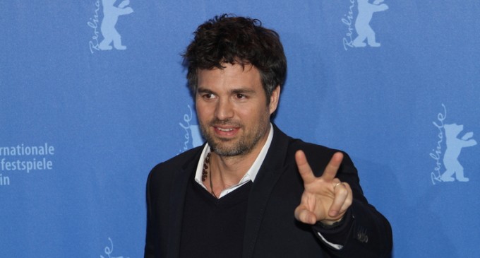 Mark Ruffalo Demands Obama Use Executive Order to Defund Police Depts