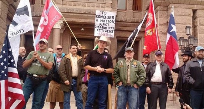 Texans Hold “Uncovering Day” Celebration Rally at State Capitol