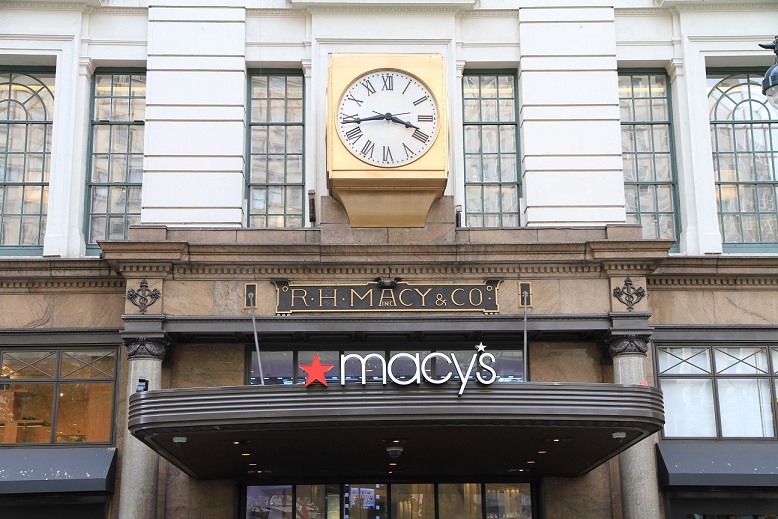 Macy’s Closes Dozens of Stores and Lays Off Thousands
