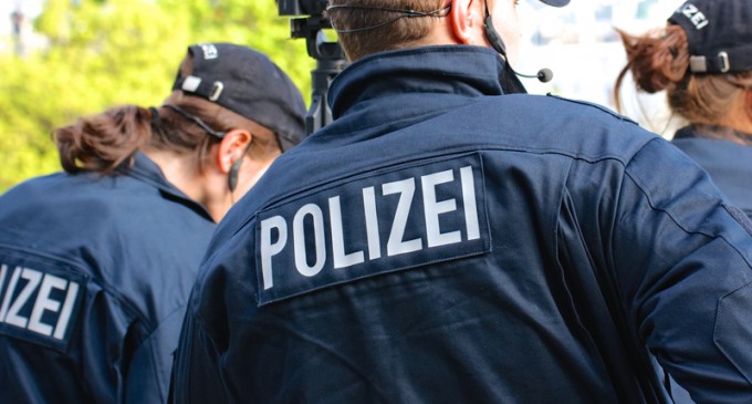 German Cop Whistleblower: We Are Not Allowed To Detain Migrants