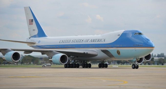 Air Force One Entrusted to Middle East Company for Servicing