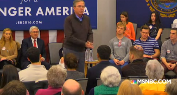Jeb Bush Asks New Hampshire Crowd To ‘Please Clap’