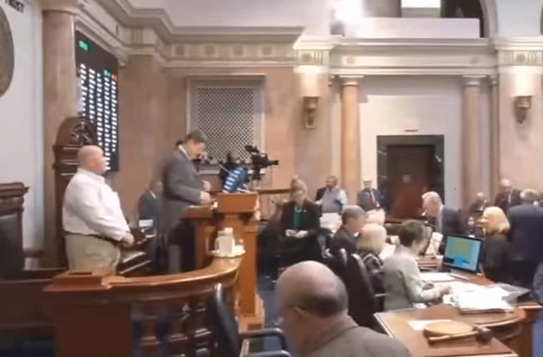 Kentucky Bill Requires Men to Get Wife’s Permission Before Buying Viagra