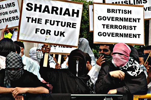 Muslim Population Grows To Three Million in UK, Former PM Warns of ‘Trojan Horse’