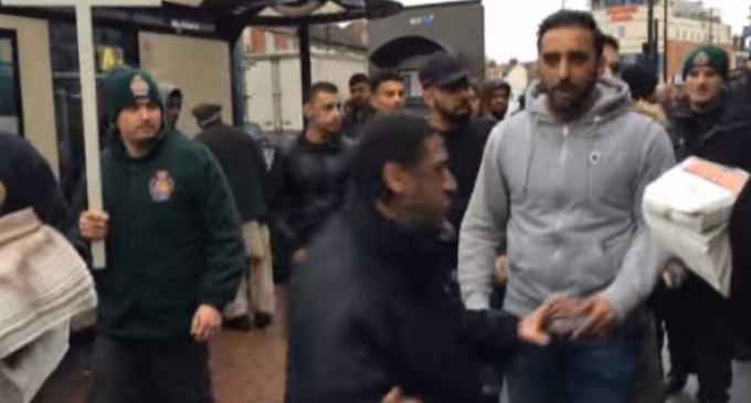 Britain First Activists and Local Muslims Spar, Only Britain First Threatened by Police