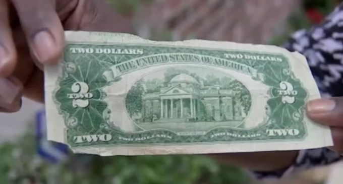 Middle School Calls Police on 13-year-old Girl using $2 Bill to Pay for Lunch