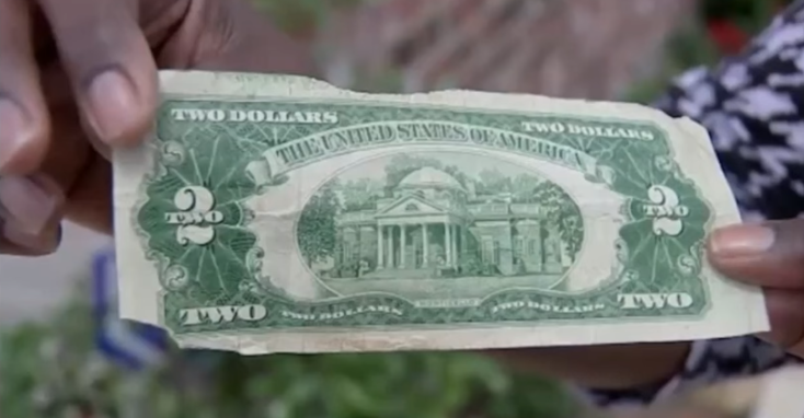 Middle School Calls Police on 13-year-old Girl using $2 Bill to Pay for Lunch