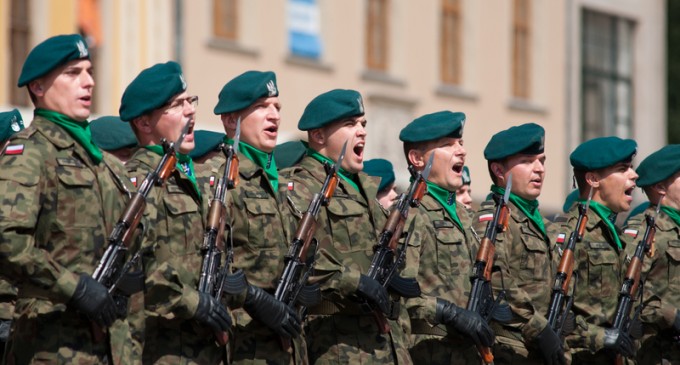 Poland to Deploy Large Paramilitary Force in Preparation for Possible ‘hybrid war’ with Russia