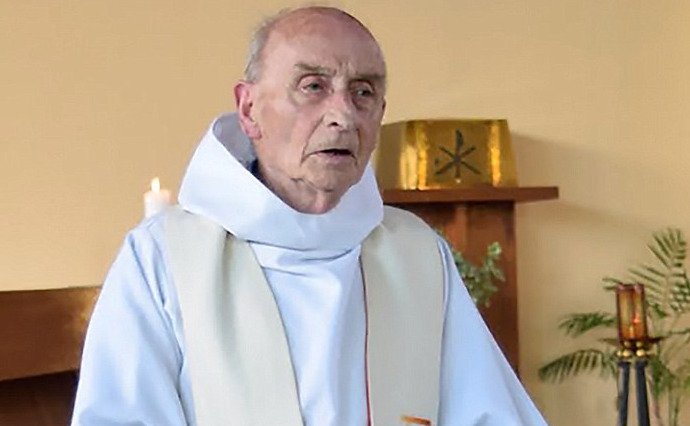 ISIS Beheads Elderly Priest at the Altar of his Church