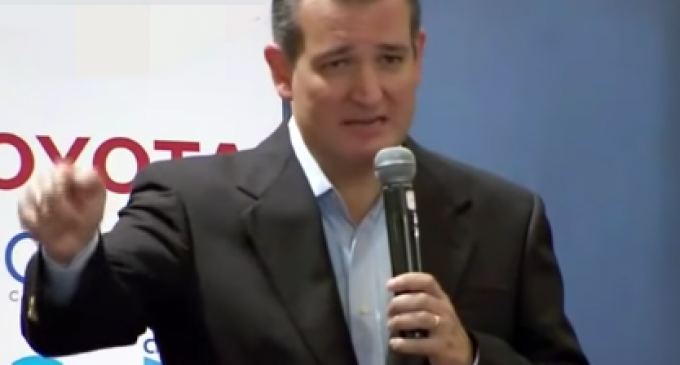 Ted Cruz gets Booed off the Stage After Refusing to Endorse Donald Trump