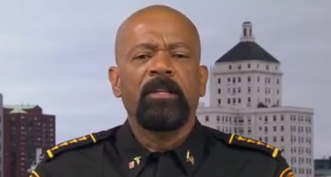 Sheriff Clarke: Hillary and Obama are Fueling the ‘War on Cops’