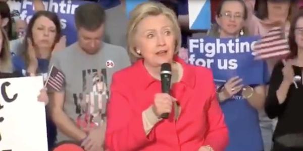 Hillary Becomes Disoriented During Campaign Rally