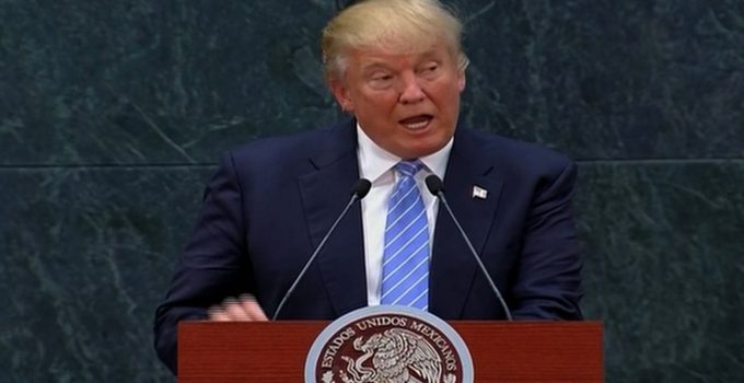 Trump Proposes to Build Wall Financed by Large Tax on Mexican Imports