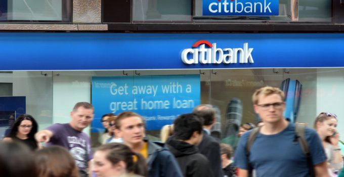 Citibank to Stop Accepting Cash at Some Branches