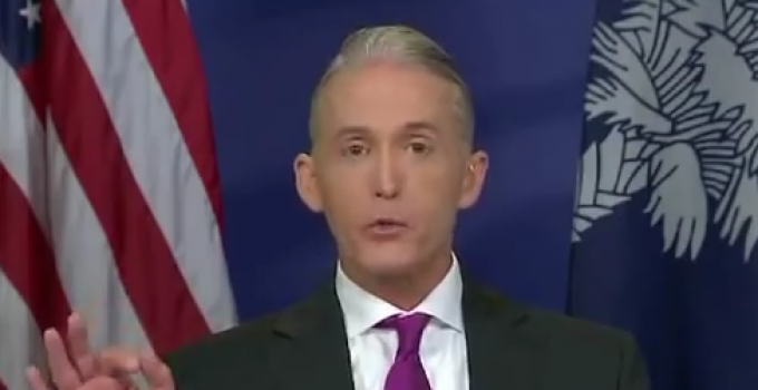 Harry Reid Claims James Comey ‘Broke the Law’, Gowdy Takes Him Down