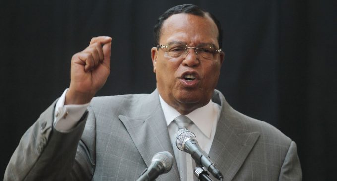 Louis Farrakhan Calls Hillary “Wicked”, Compares Her to Hitler