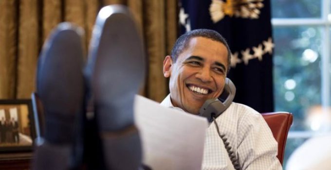 Obama Grants Clemency to 8 Prisoners Convicted Of Firearm Offenses