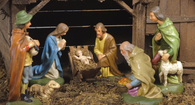 Italian Preist Announces No Christmas Nativity Scene, Could Offend Muslims