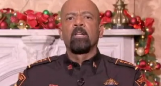 Sheriff Clarke: Obama Rubbed White People’s Nose in Slavery for 8 Years