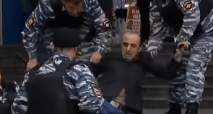 See How Russian Authorities Handle Migrants