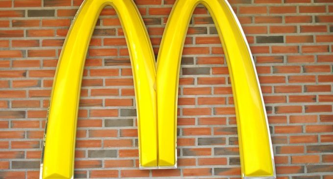 McDonald’s Posts Then Deletes Anti-Trump Tweet