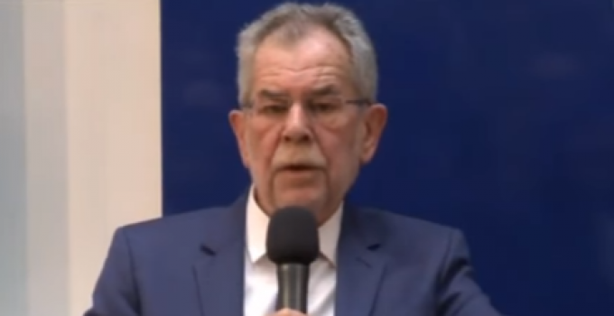 Austrian President: All Western Women Should Wear a Hijab to Combat Islamophobia